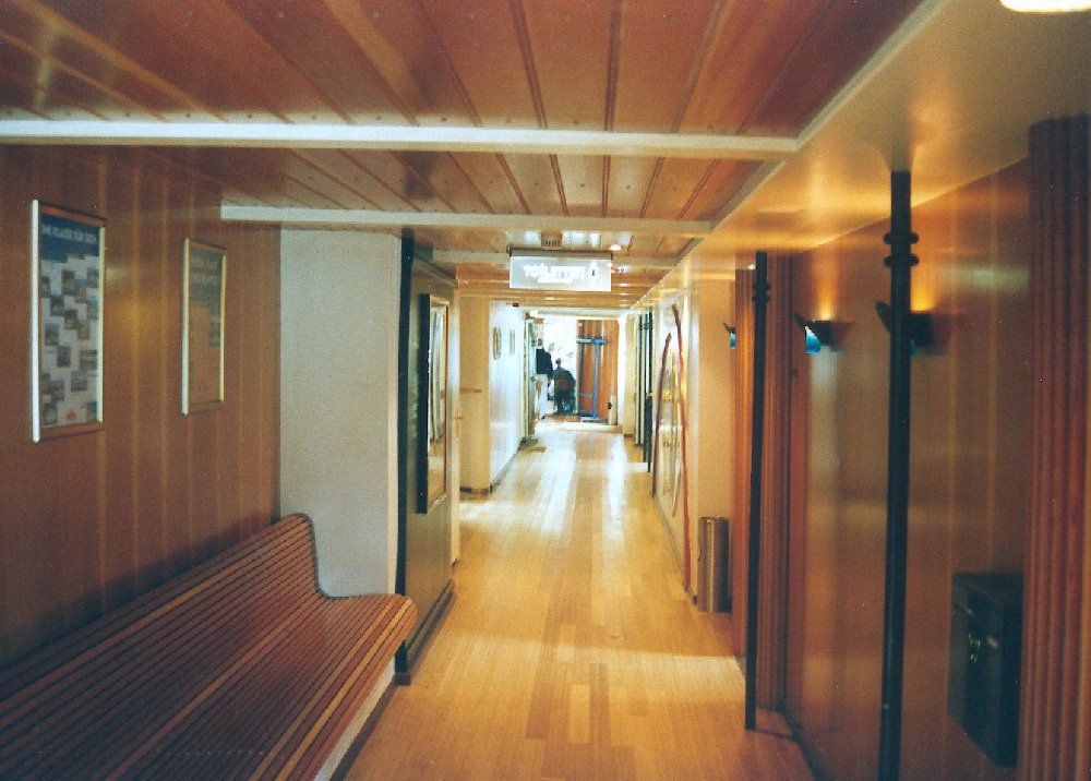 200051-06L.jpg